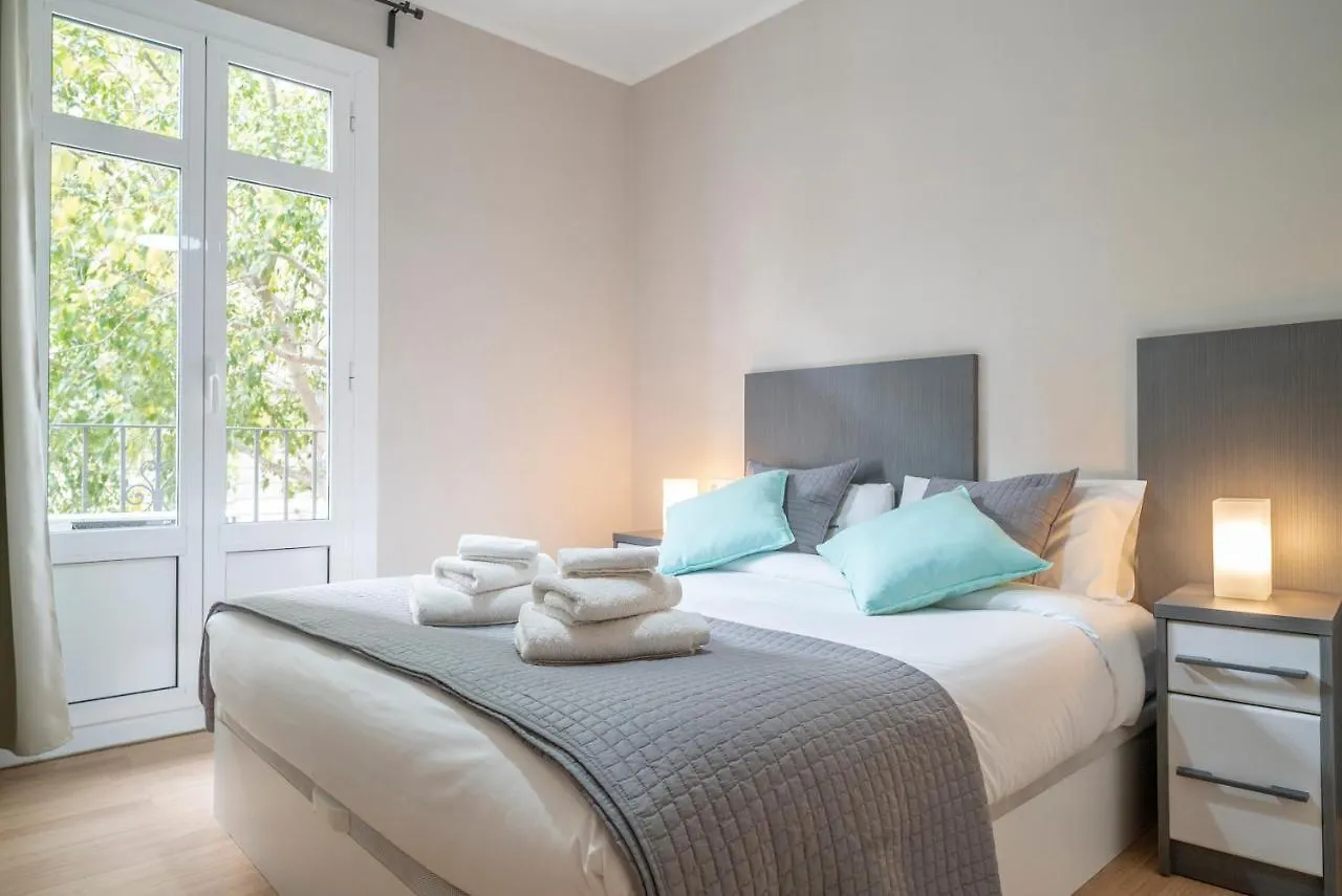 Apartment The Family Host - Lost Garden Ciutadella Park